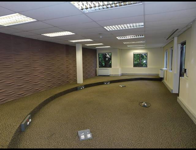1,578M² OFFICE TO LET IN HYDE PARK